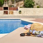 Cortijo Angeles Morea بيت للعطل *